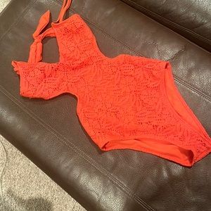 Bathing suit